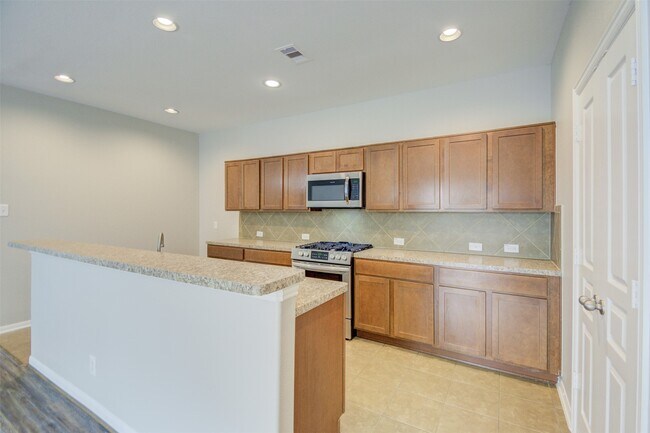 Foto del edificio - 6026 Burnet Bend Ave