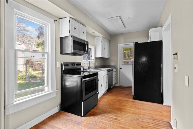 Foto del edificio - 420 Center St