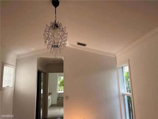 Foto del edificio - 3 br, 2 bath House - 1340 Seabay Rd