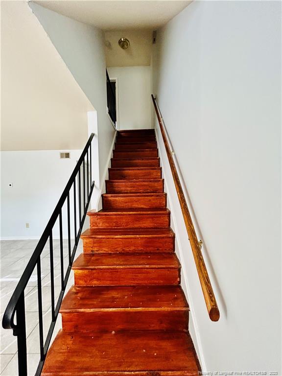 Building Photo - 2127 Grand Prix Dr