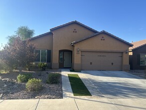 Building Photo - 10765 W Avenida del Rey