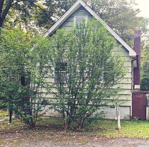 Primary Photo - 31 Foster Rd