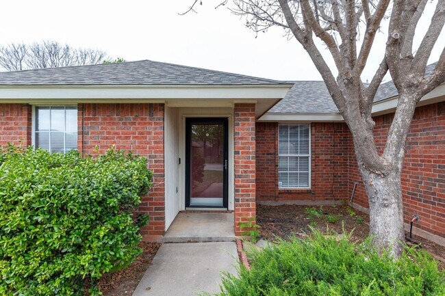Building Photo - 3834 Purdue Ln