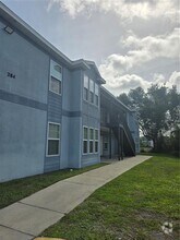 Building Photo - 284 Gardner Ln