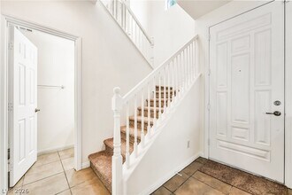 Building Photo - 9158 White Rock Peak St