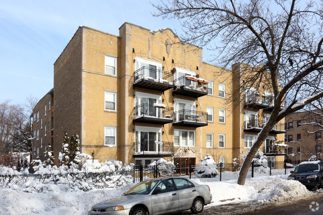 Building Photo - Rogers Park