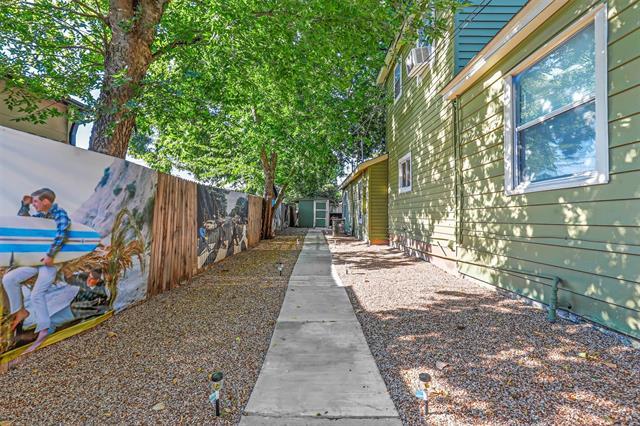 Foto del edificio - 7805 Corina Dr