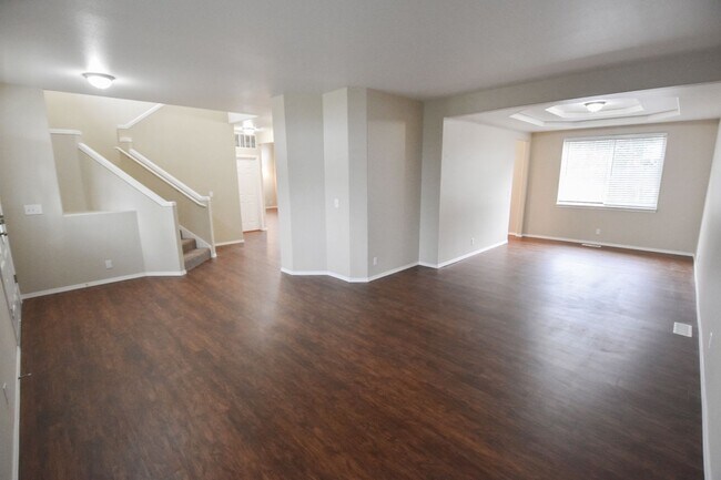Foto del edificio - 7103 77th Dr NE