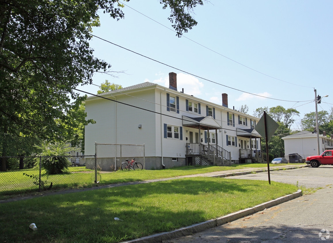 Building Photo - 1-70 Luby Ave