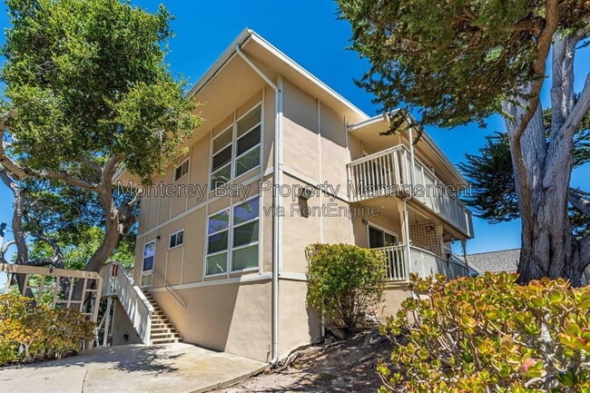 Building Photo - 420 Lighthouse Ave