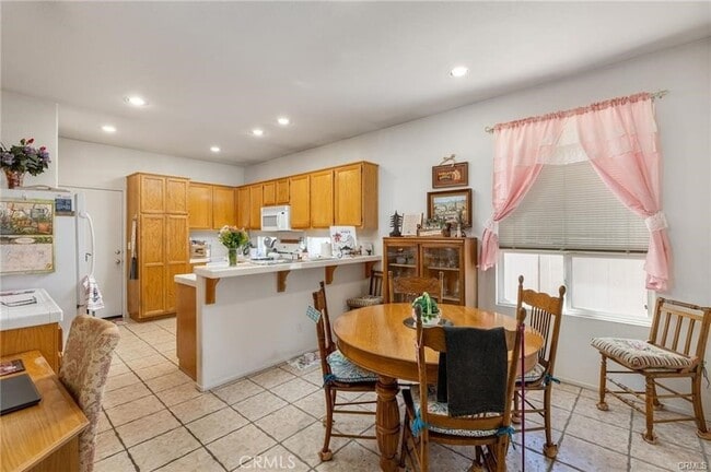 Building Photo - 5839 Myrtle Beach Dr