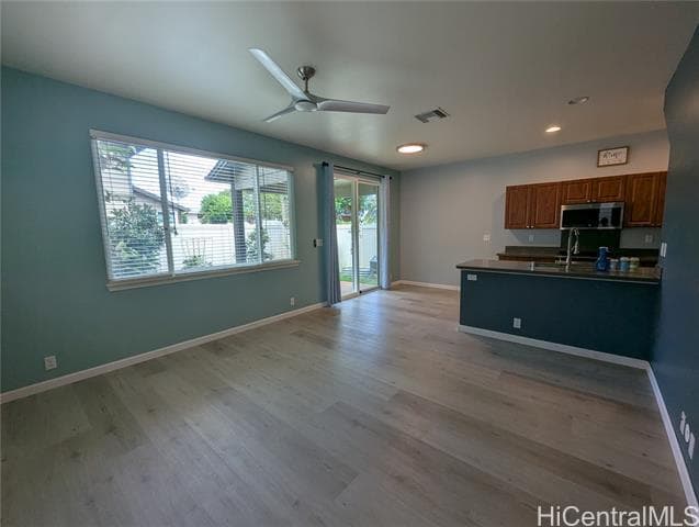 Building Photo - 91-1001-1001 Keaunui Dr