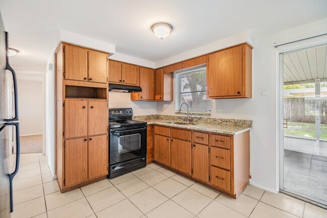 Foto del edificio - 3642 Berkshire St