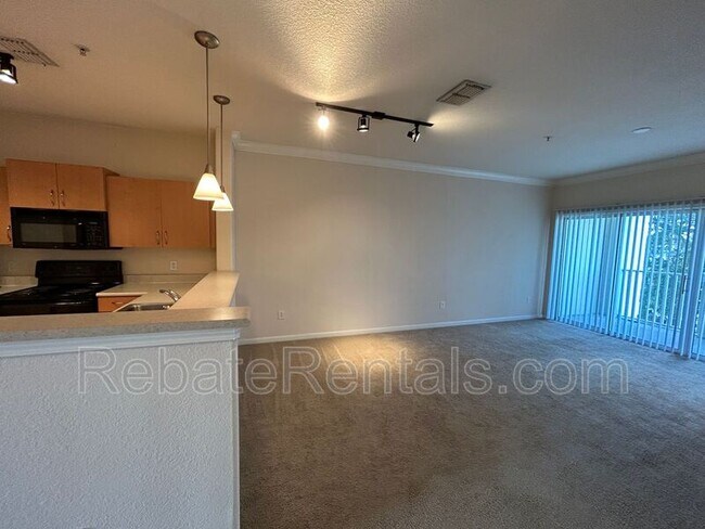 Foto del edificio - 8290 Gate Pkwy W
