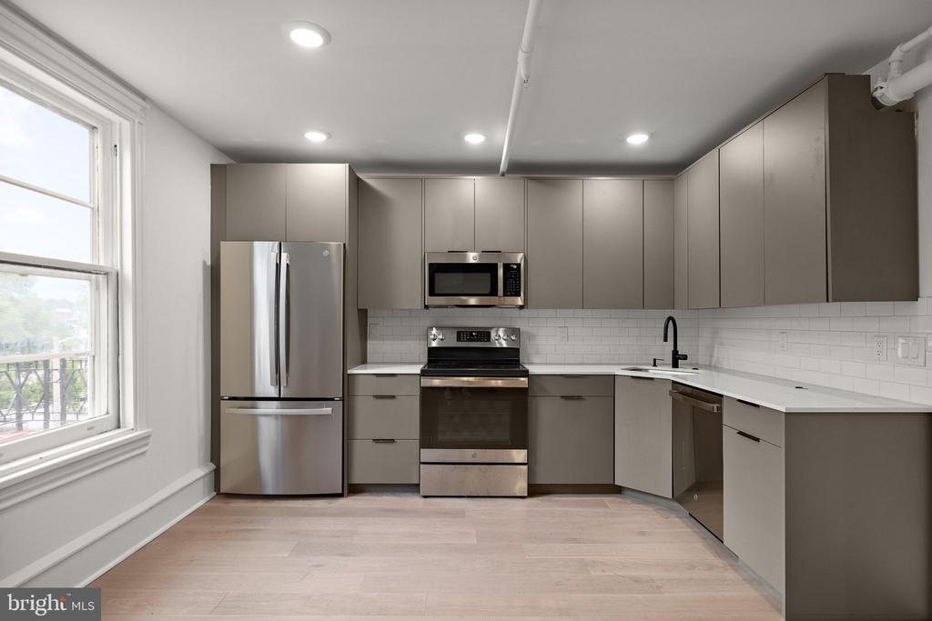 Foto principal - 1308 Delaware Ave