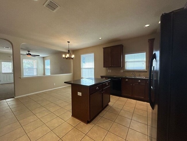 Building Photo - 155 Katherine Way