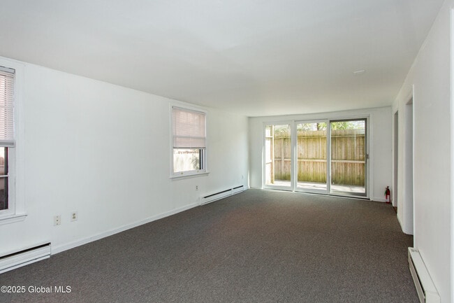 Building Photo - 590 N Broadway
