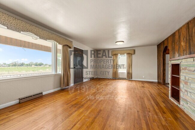 Foto del edificio - 26539 Gale Rd