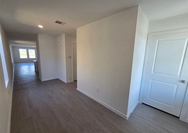 Building Photo - 14872 N Ascot Bnd Cir