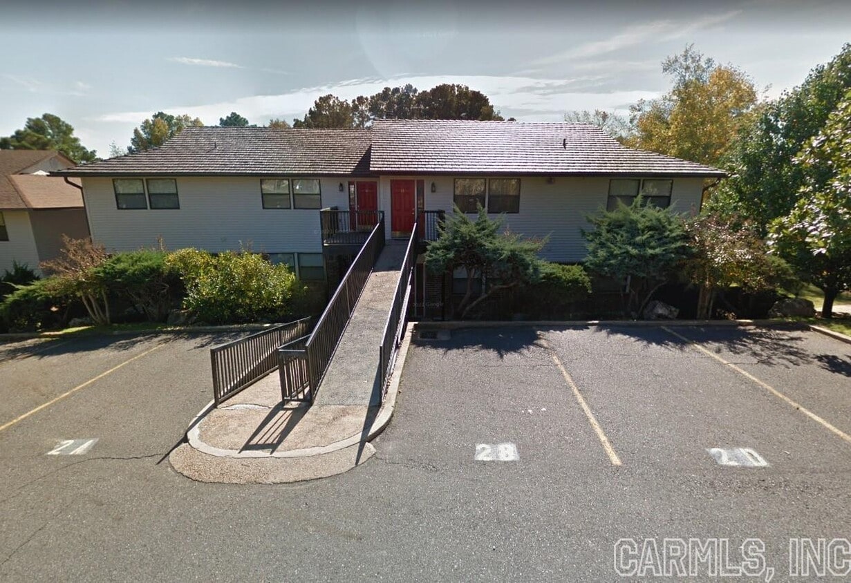 5371 Central Ave Unit 2A, Hot Springs, AR 71913 Condo for Rent in Hot