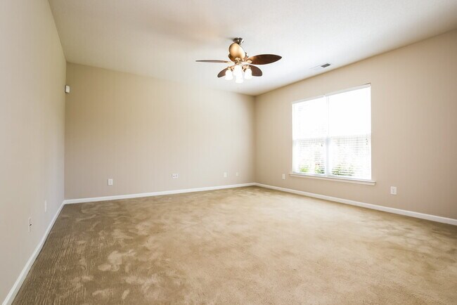Building Photo - 3404 Silver Stream Way NW