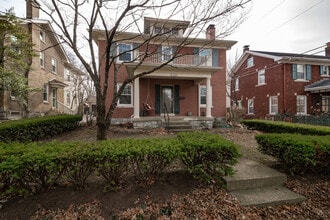Building Photo - 1378 Fontaine Rd