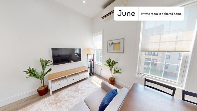 Foto del edificio - Room in Shared 3 bed/2 bath home in Greenpoint