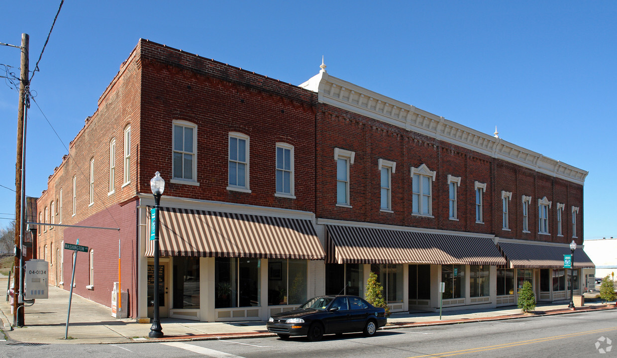 Foto del edificio - Weldon Downtown Apartments