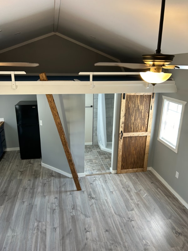 Building Photo - 30 Co Rd 911
