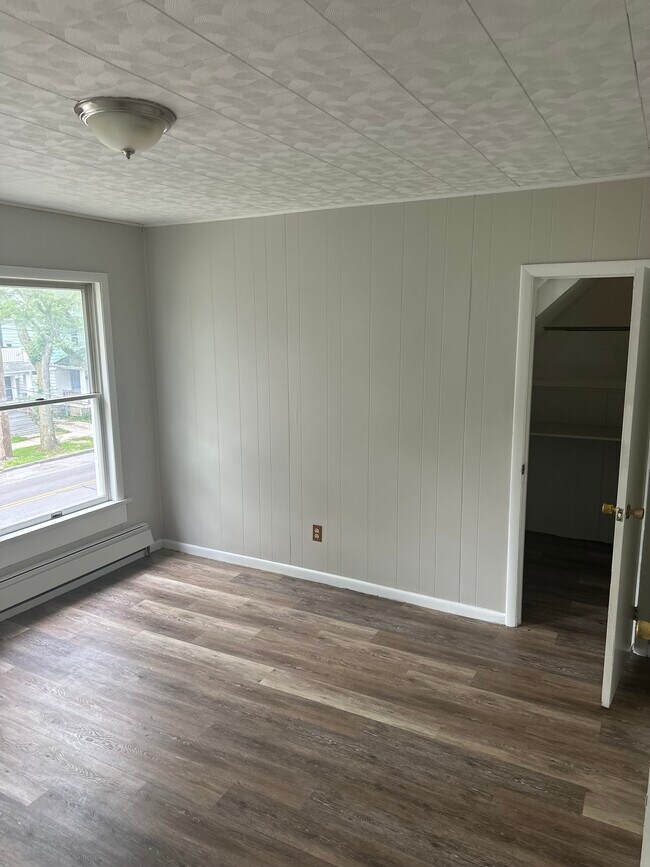 826 Norton St Unit CAS Rental upper level, Rochester, NY 14621