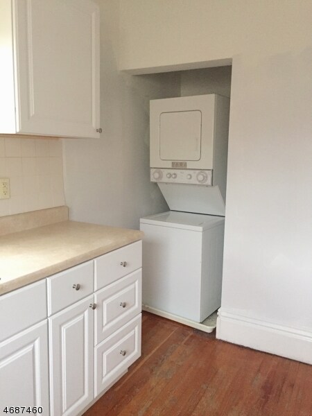 Building Photo - 120 Elliott Pl