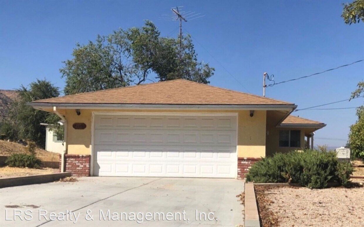 Primary Photo - 3 br, 2 bath House - 21101 Hacienda Dr.