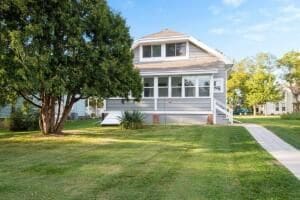 Foto del edificio - 1300 Dodge St