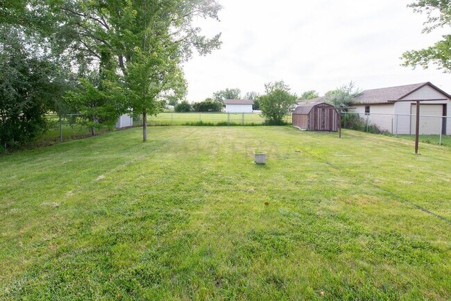 Foto del edificio - 2 Bedroom, 1 bath Rambler in Dilworth