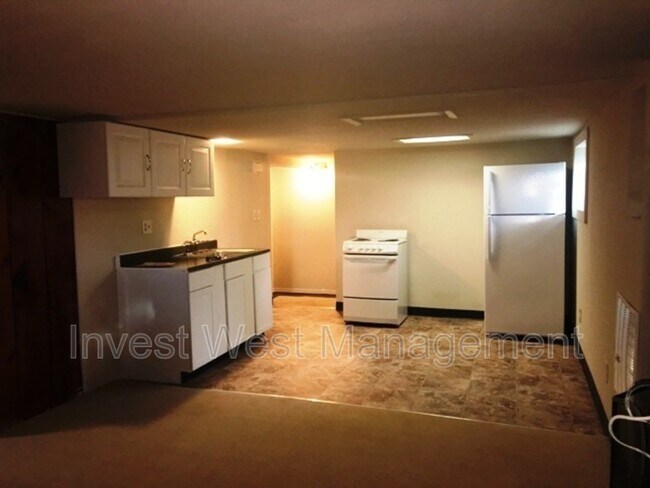 Building Photo - 3203 K St