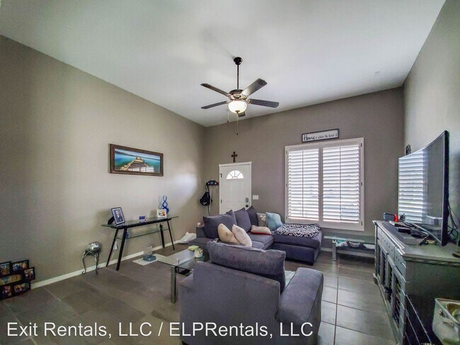 Foto del edificio - 4 br, 2 bath House - 6069 Vintage St.