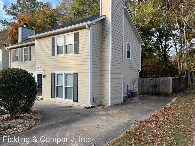 Building Photo - 2 br, 1.5 bath House - 140 Springdale Ct