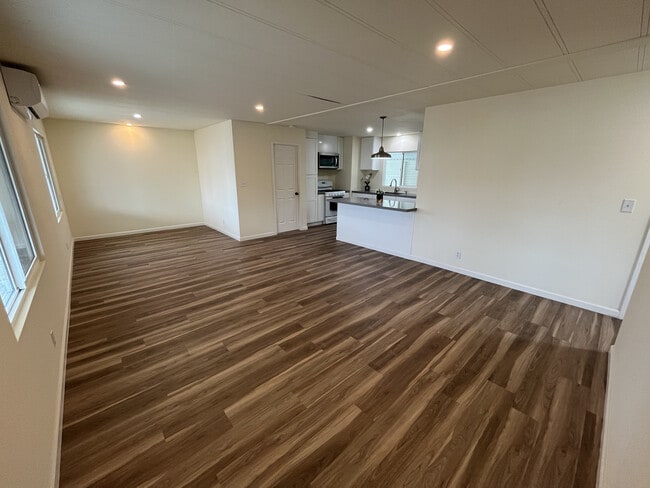 Sala de estar - 73210 Broadmoor Dr