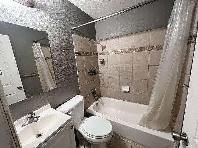 Foto del edificio - 4609 S Travis St