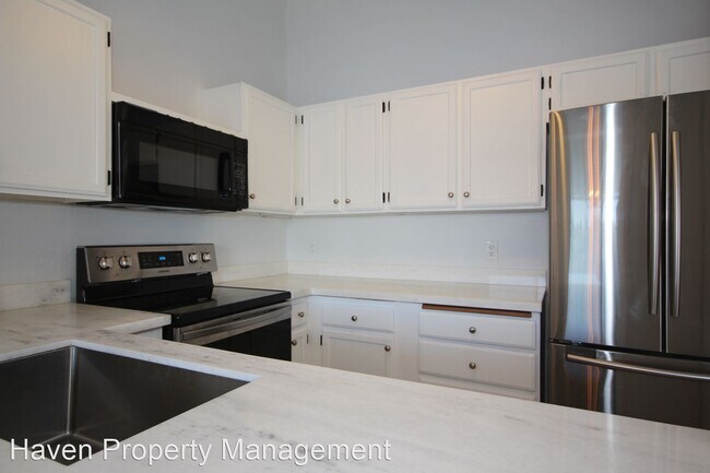 Building Photo - 2 br, 2 bath House - 1018 S 312th St #535