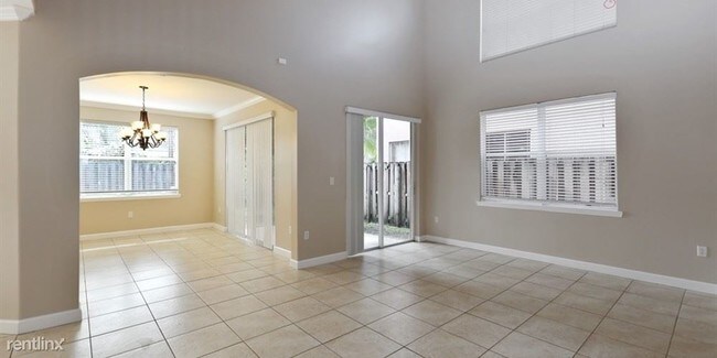 Building Photo - 14014 SW 154th St