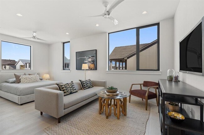 Foto del edificio - 3815 Tilley St