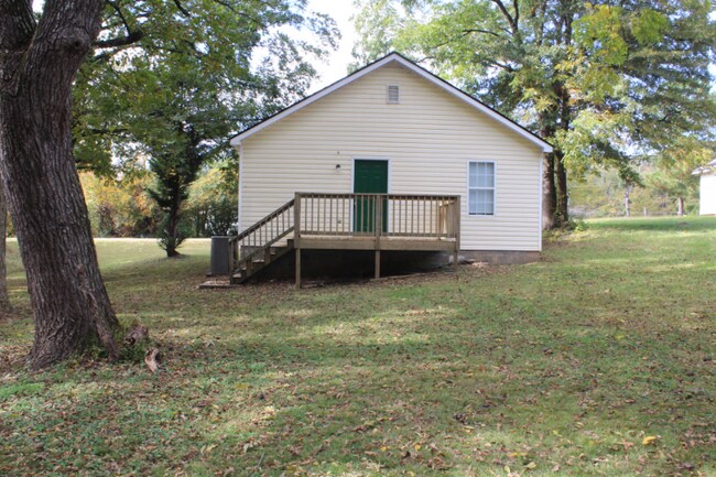 Building Photo - 1357 Railroad Ave