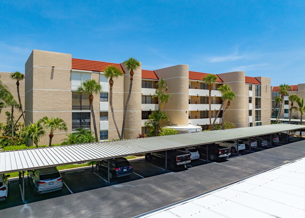 3382-3492 NE Causeway Blvd. Jensen Beach, FL 34957 - Fairwinds Cove