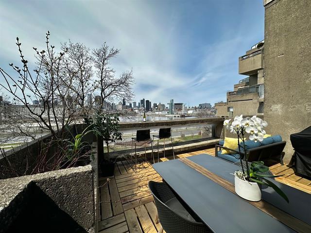 Building Photo - 2600 Ave Pierre-Dupuy