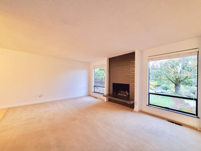 Foto del edificio - Great House for Rent