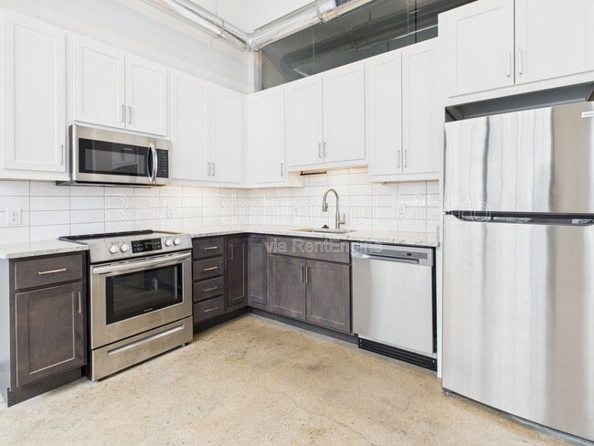 Interior Photo - Railyard Flats