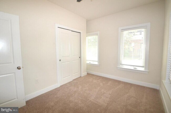 Building Photo - 408 Stabler Ln