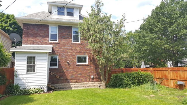 Foto del edificio - 603 Shenley Dr