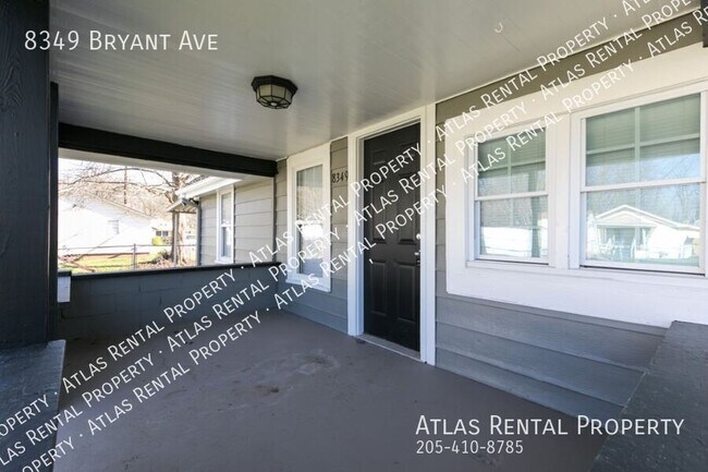 Foto del edificio - 8349 Bryant Ave NE